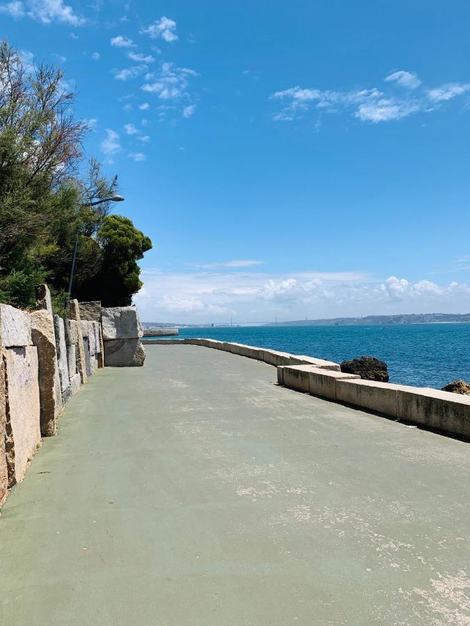 The Apartment Near The Beach In Oeiras Paço de Arcos Εξωτερικό φωτογραφία